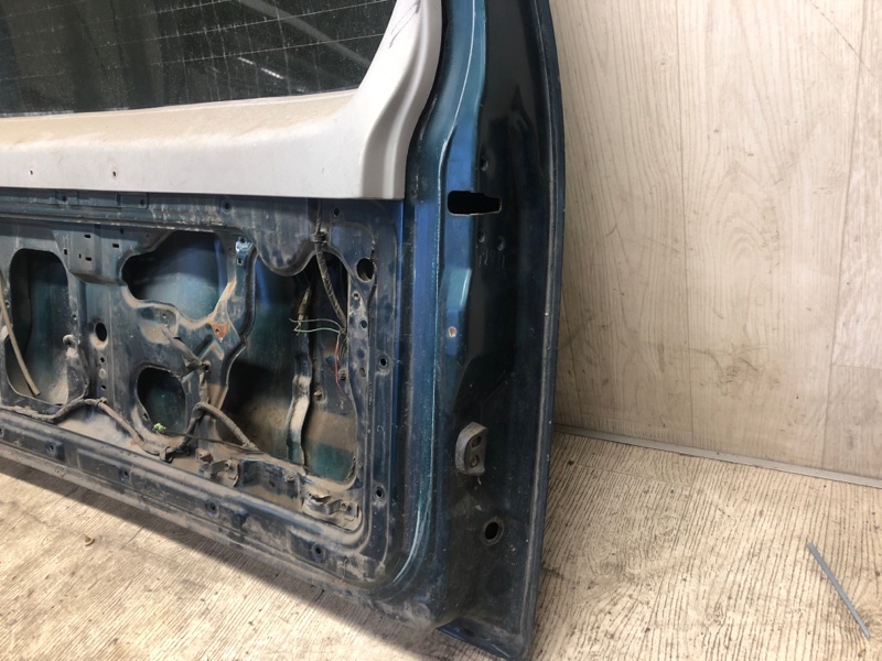 Крышка багажника PAJERO 99-06