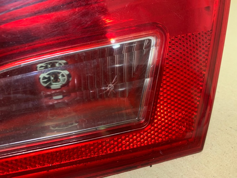 Фонарь внутренний задний правый INFINITI G25/G35/G37/Q40 06-14 Седан 3.5 VQ35HR