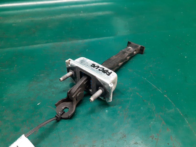 Ограничитель двери передний левый FORD FOCUS 10-18 Седан 2.0 XQDA