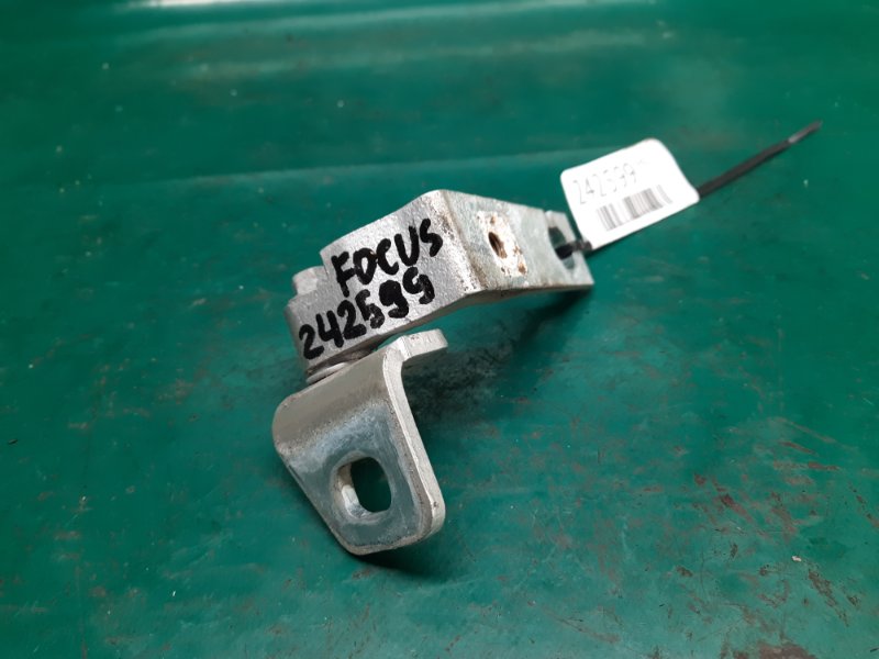 Петля двери верхняя задняя правая FORD FOCUS 10-18 Седан 2.0 XQDA