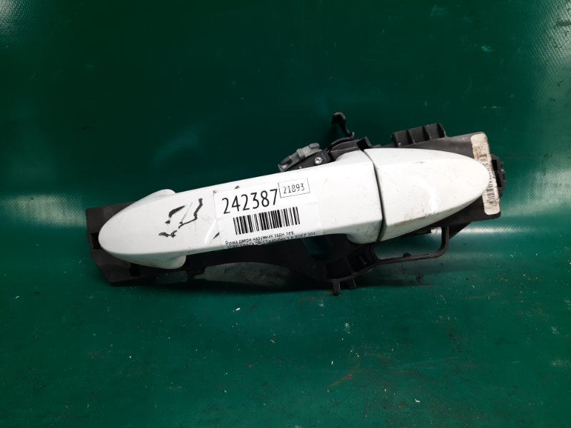 Ручка двери наружная задняя левая FORD FIESTA 08-17 2013 Хэтчбек 1.6 XDEZ DE8Z-5422404-BA Б/У