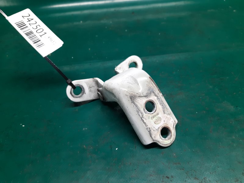 Запчасть петля двери нижняя задняя левая KIA OPTIMA TF 11-16 2015 Седан 2.4 G4KJ 79310-3K000 Б/У Петля двери нижняя задняя левая KIA OPTIMA TF 11-16 2015 Седан 2.4 G4KJ 79310-3K000 Б/У