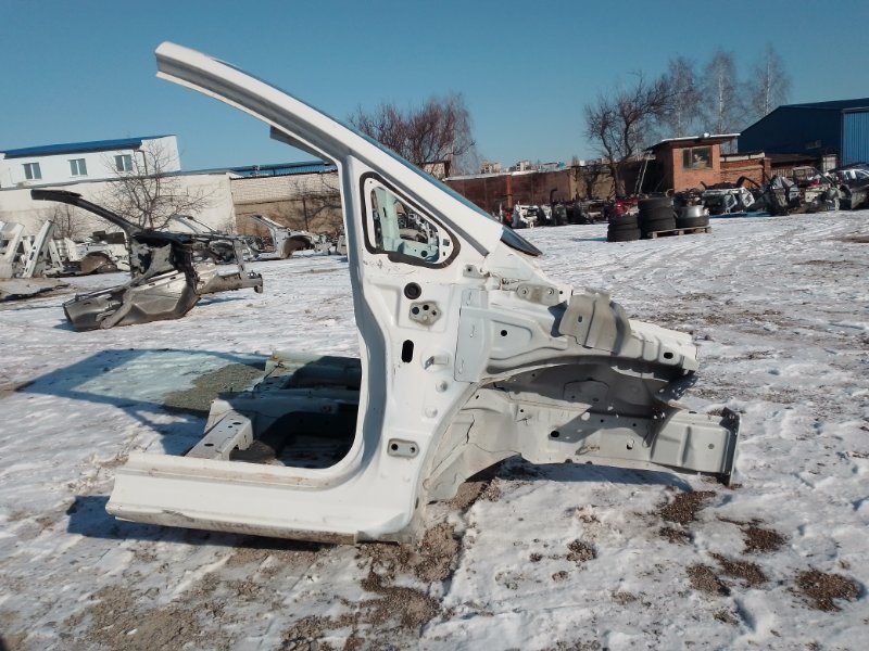 Передняя часть FIESTA 08-17 2013 CCN 1.6 HXJB