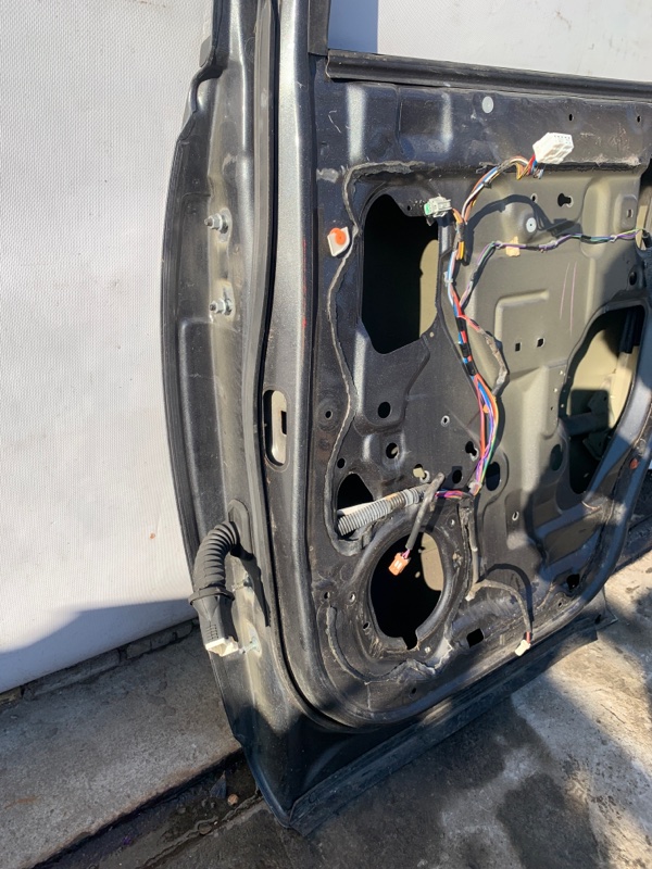 Дверь задняя правая QX56 / TITAN / ARMADA 04-16 2005 Внедорожник VK56DE