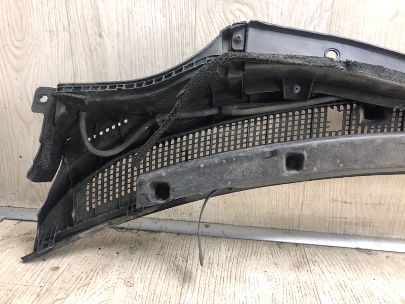 Пластик под лобовое стекло / Жабо SONATA LF 2014- 2015 LF 2.4 G4KJ