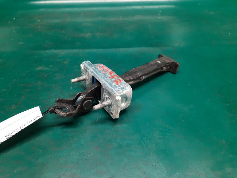 Ограничитель двери передний правый FORD FIESTA 08-17 2013 Хэтчбек 1.6 XDEZ AE8Z-5423504-A Б/У