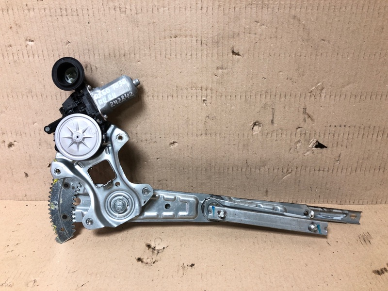 Стеклоподъемник задний правый INFINITI QX60/JX35 12-20 2017 Внедорожник 3.5 VQ35DD 82720-3JA1A Б/У