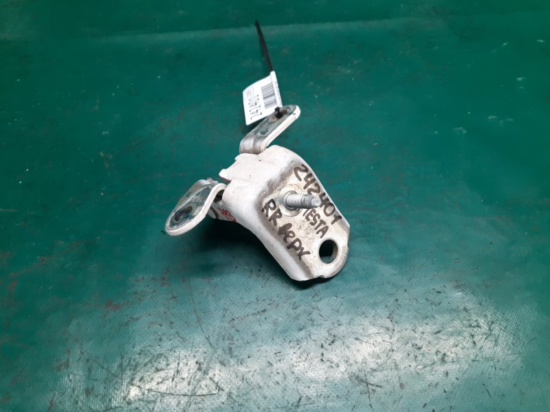 Петля двери верхняя задняя правая FORD FIESTA 08-17 2013 Хэтчбек 1.6 XDEZ 8A6Z-5826800-B Б/У