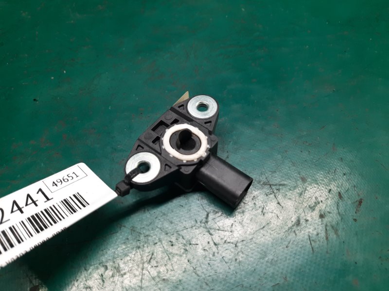 Запчасть датчик удара передний правый KIA OPTIMA TF 11-16 2015 Седан 2.4 G4KJ 95920-1M200 Б/У Датчик удара передний правый KIA OPTIMA TF 11-16 2015 Седан 2.4 G4KJ 95920-1M200 Б/У