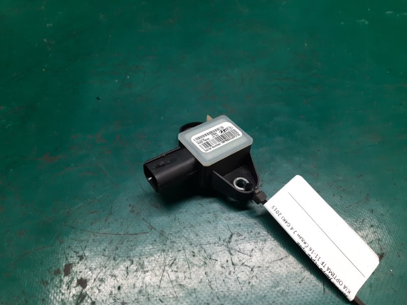 Датчик удара передний правый KIA OPTIMA TF 11-16 Седан 2.4 G4KJ Датчик удара передний правый KIA OPTIMA TF 11-16 Седан 2.4 G4KJ