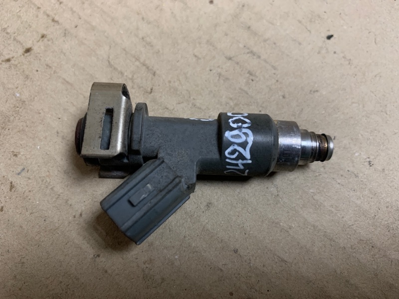 Форсунка топливная ACURA MDX (YD2) 06-13 2008 Внедорожник 3.7 J37A1 16450-R70-A01 Б/У