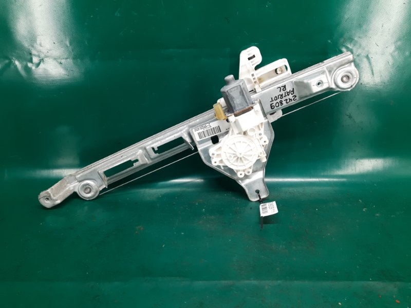 Запчасть стеклоподъемник задний левый JEEP PATRIOT 10-17 2011 Внедорожник 2.4 ED3 68002893AA Б/У Стеклоподъемник задний левый JEEP PATRIOT 10-17 2011 Внедорожник 2.4 ED3 68002893AA Б/У