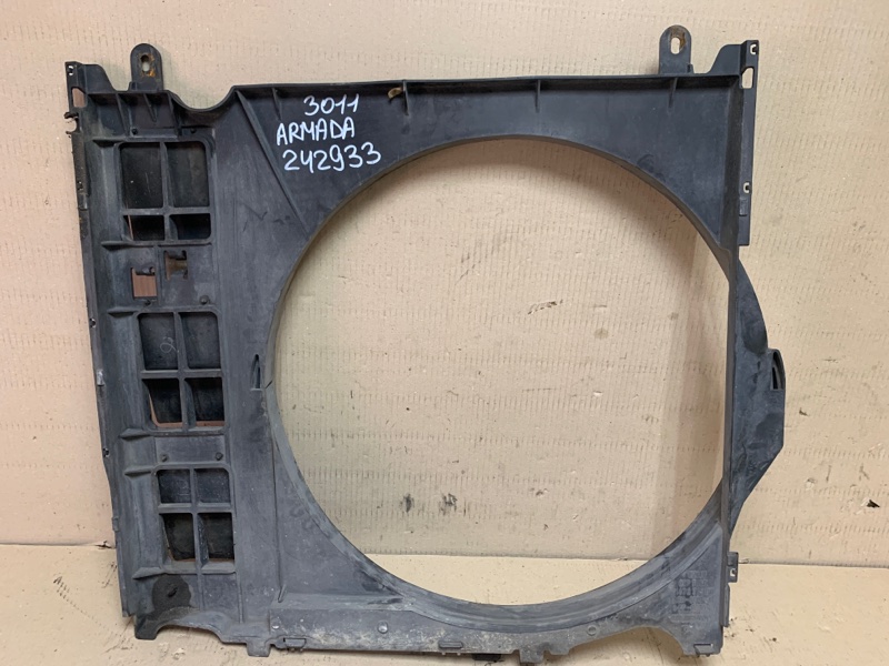 Диффузор вентилятора основного радиатора QX56 / TITAN / ARMADA 04-16 2005 Внедорожник VK56DE Диффузор вентилятора основного радиатора QX56 / TITAN / ARMADA 04-16 2005 Внедорожник VK56DE