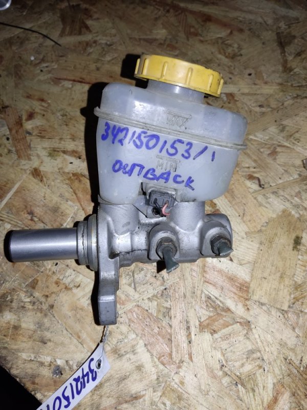 Главный тормозной цилиндр SUBARU OUTBACK 09-14 BR 2011 Внедорожник 2.5 26401AJ020 Б/У