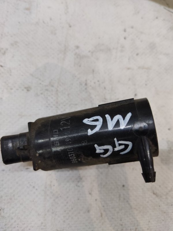 Запчасть насос омывателя стекла MAZDA 6 GG 02-07 Б/У Насос омывателя стекла MAZDA 6 GG 02-07 Б/У