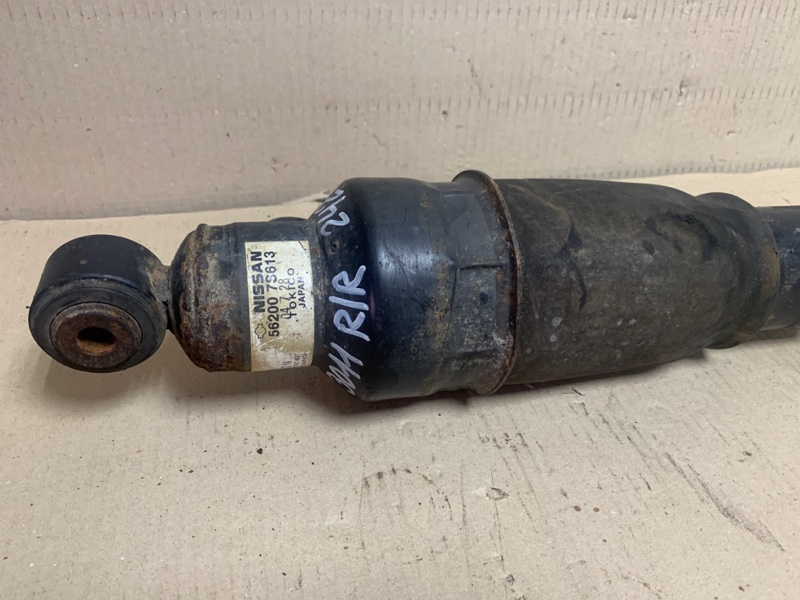 Амортизатор задний INFINITI QX56 / TITAN / ARMADA 04-16 Внедорожник VK56DE