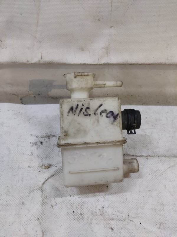 Бачок расширительный NISSAN LEAF 10-17 21537-3NA0A Б/У