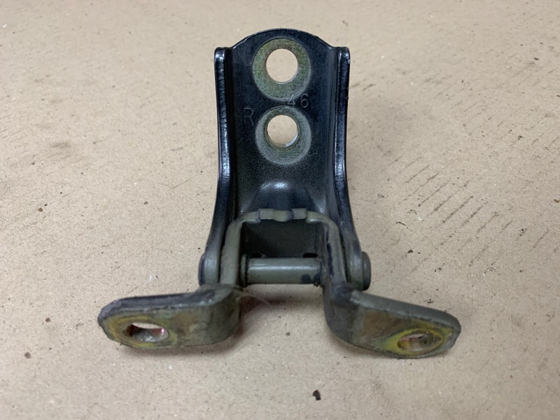 Петля двери нижняя задняя правая INFINITI QX56 / TITAN / ARMADA 04-16 Внедорожник VK56DE