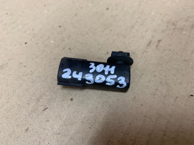 Запчасть датчик температуры наружного воздуха INFINITI QX56 / TITAN / ARMADA 04-16 2005 Внедорожник VK56DE 27722-7S000 Б/У Датчик температуры наружного воздуха INFINITI QX56 / TITAN / ARMADA 04-16 2005 Внедорожник VK56DE 27722-7S000 Б/У