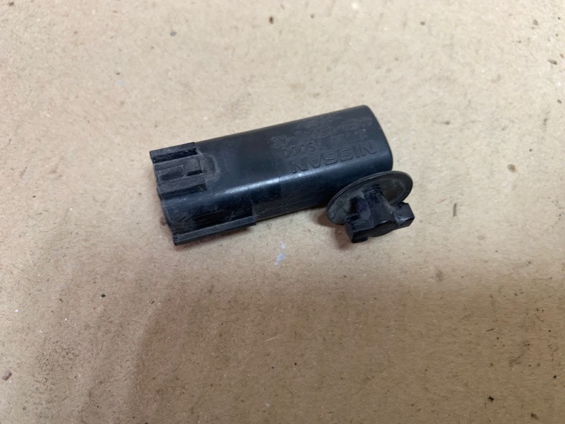 Датчик температуры наружного воздуха QX56 / TITAN / ARMADA 04-16 2005 Внедорожник VK56DE