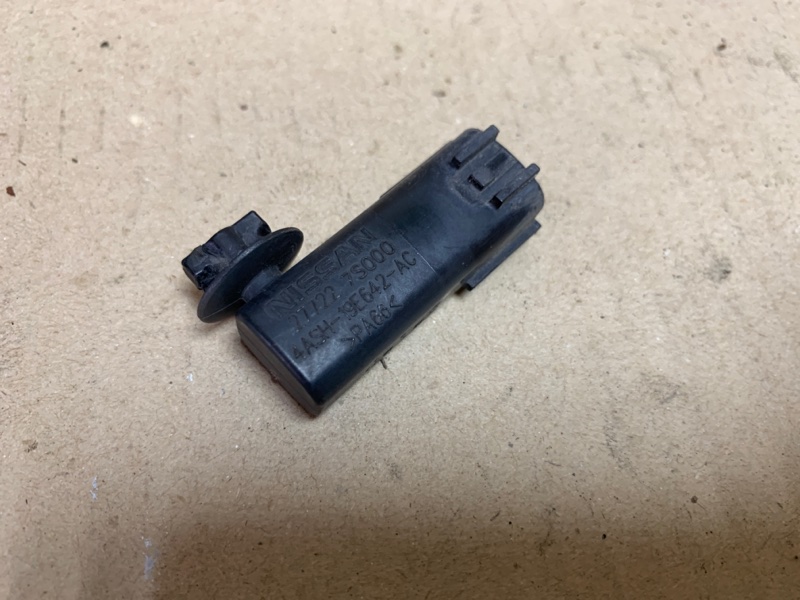 Датчик температуры наружного воздуха INFINITI QX56 / TITAN / ARMADA 04-16 Внедорожник VK56DE