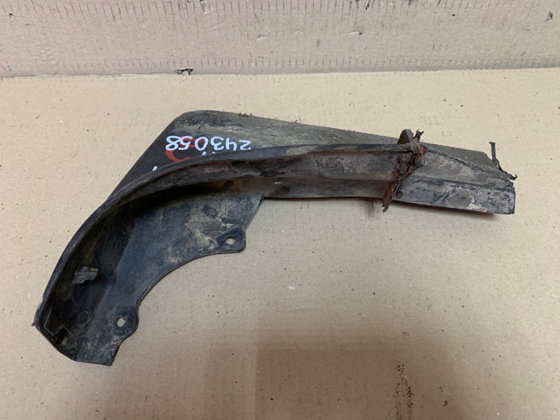 Брызговик задний левый INFINITI QX56 / TITAN / ARMADA 04-16 Внедорожник VK56DE