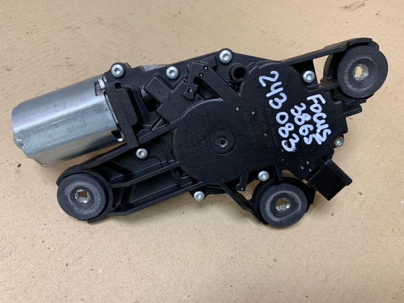 Моторчик стеклоочистителя задний FORD FOCUS 10-18 Хетчбек 2.0 C20HDEX Моторчик стеклоочистителя задний FORD FOCUS 10-18 Хетчбек 2.0 C20HDEX