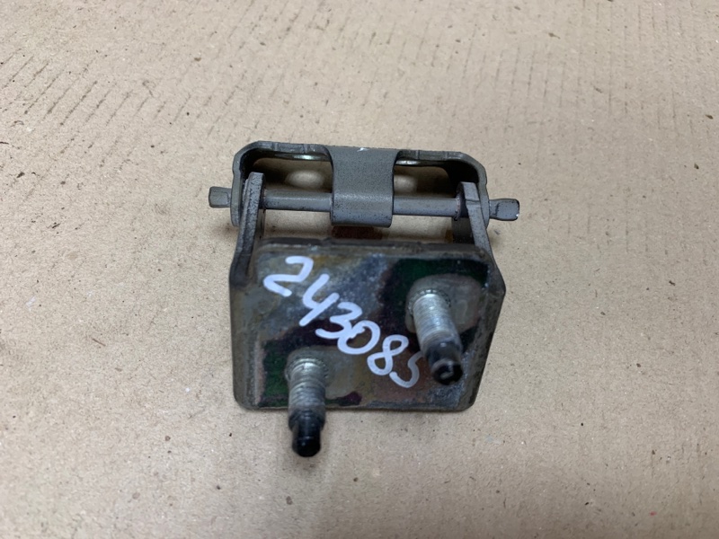 Петля крышки багажника правая FORD FOCUS 10-18 2014 Хетчбек 2.0 C20HDEX CP9Z-5842900-A Б/У