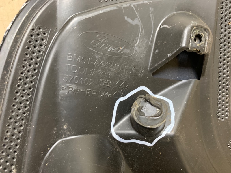 Спойлер крышки багажника FOCUS 10-18 2014 Хетчбек 2.0 C20HDEX