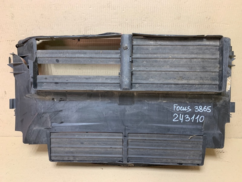 Жалюзи радиатора FORD FOCUS 10-18 2014 Хетчбек 2.0 C20HDEX CM5Z-8B455-A Б/У