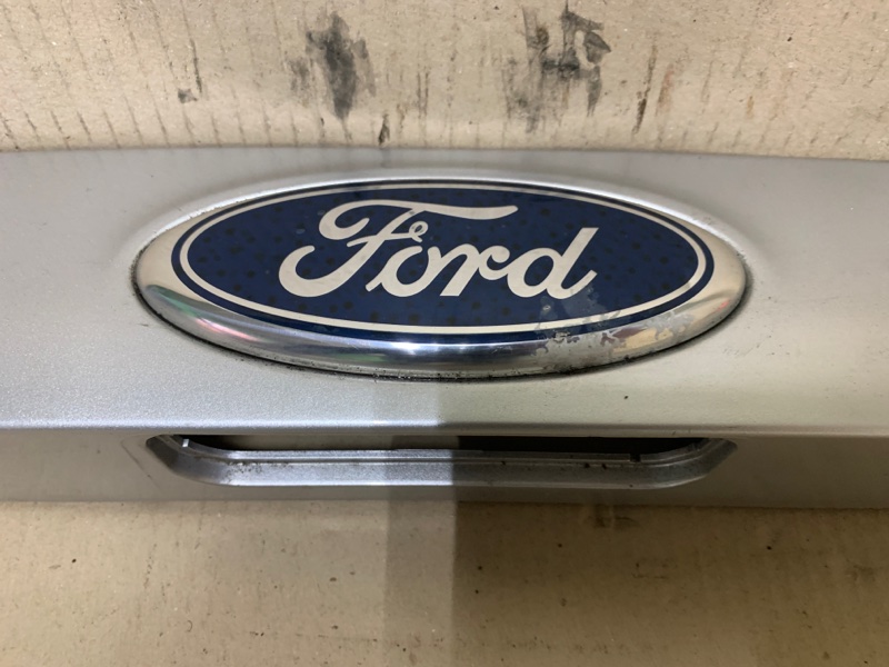 Панель подсветки номера FORD FOCUS 10-18 BK СЕДАН