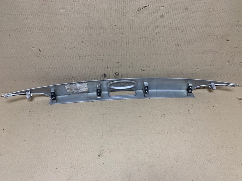 Панель подсветки номера FOCUS 10-18 -15 BK СЕДАН