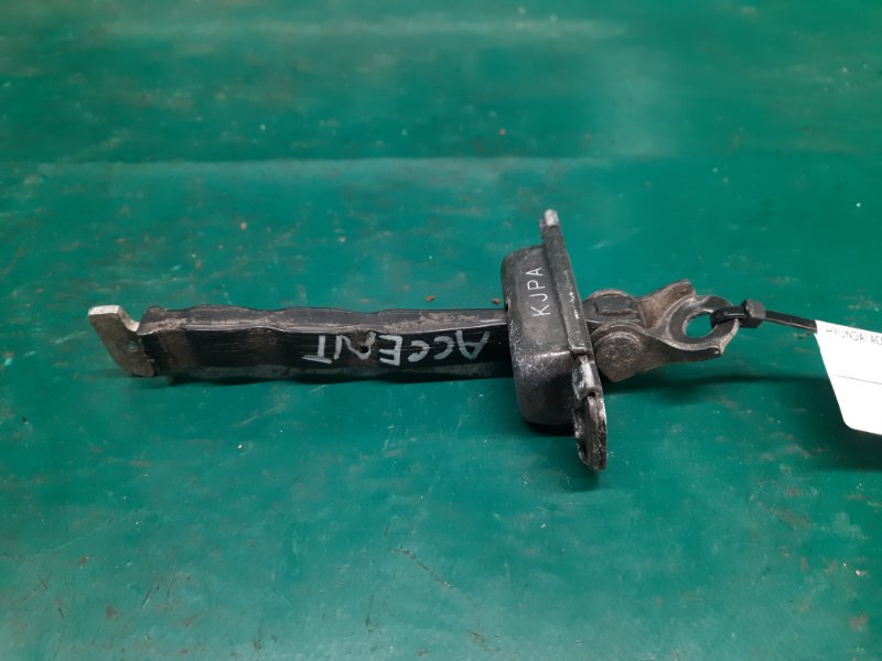 Ограничитель двери передний правый ACCENT RB 10- 2015 Хетчбек 1.6 Ограничитель двери передний правый ACCENT RB 10- 2015 Хетчбек 1.6