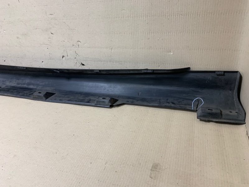 Накладка порога наружная правая FOCUS 10-18 2014 Хетчбек 2.0 C20HDEX Накладка порога наружная правая FOCUS 10-18 2014 Хетчбек 2.0 C20HDEX