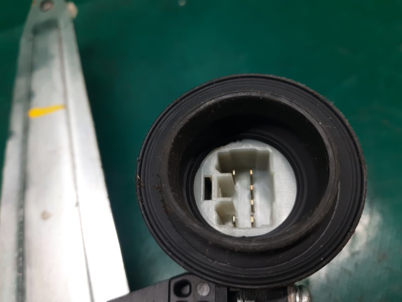 Стеклоподъемник задний левый CAMRY 40 06-11 2008 Седан 2.4 2AZFE