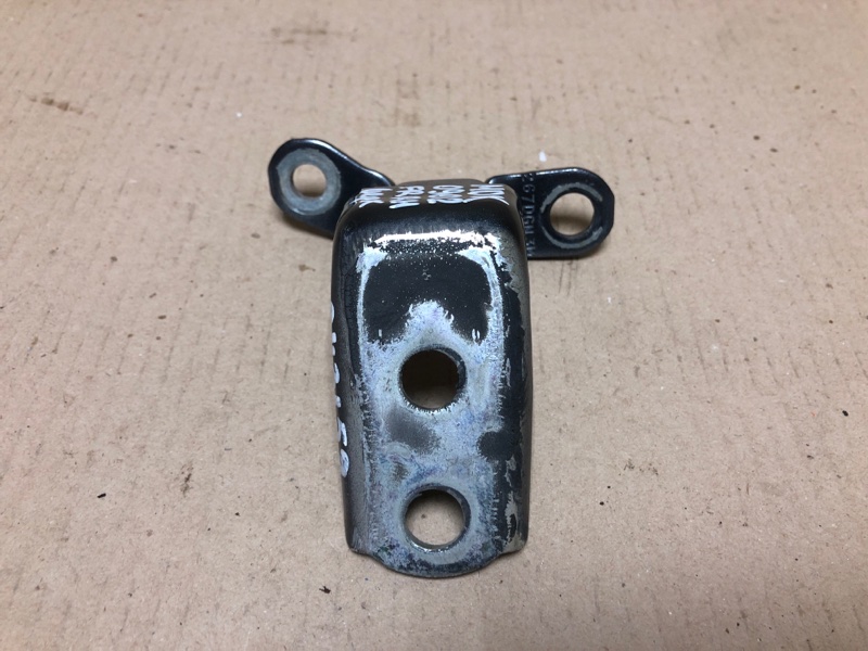 Петля двери верхняя передняя правая ACURA MDX (YD3) 13-21 2014 Внедорожник 3.5 J35Y5 67410-SNE-A01ZZ Б/У