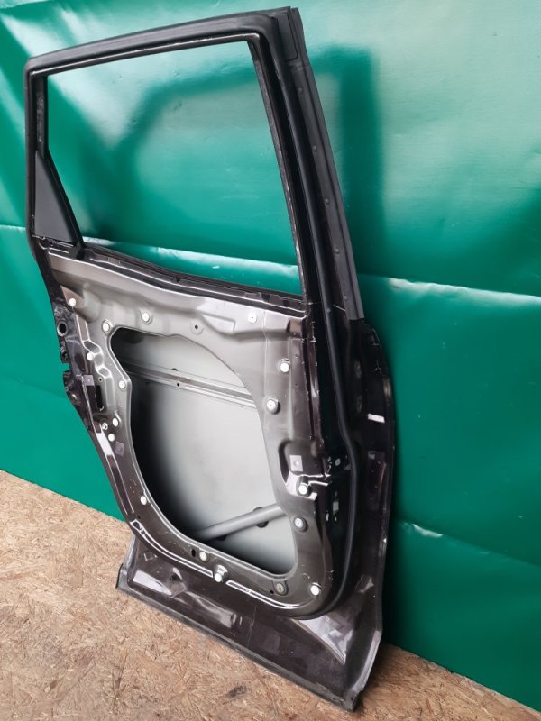 Дверь задняя левая CX-7 06-12 2009 Внедорожник 2.5 L5