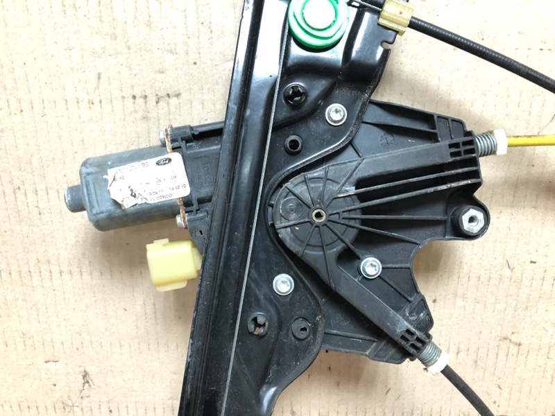 Стеклоподъемник передний левый FUSION 14- 2014 Седан 2.5