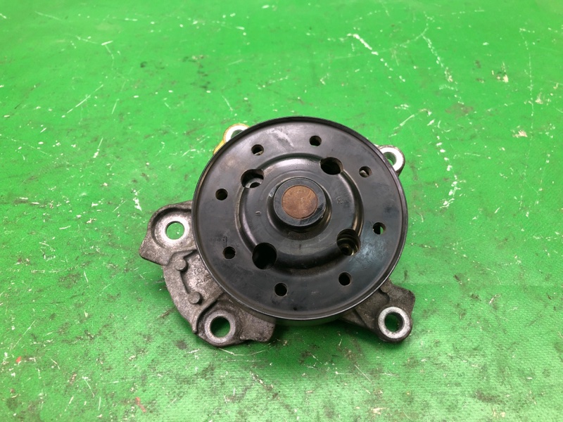 Помпа TOYOTA RAV4 13-19 2017 ZSA42 2.0 3ZRFE 16100-39466 Б/У