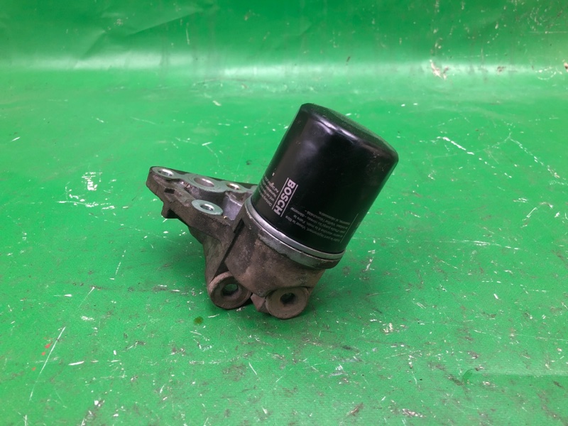 Кронштейн масляного фильтра TOYOTA RAV4 13-19 2017 ZSA42 2.0 3ZRFE 15609-37010 Б/У