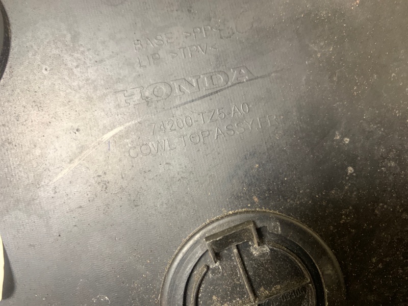 Пластик под лобовое стекло / Жабо MDX (YD3) 13-21 2014 Внедорожник 3.5 J35Y5