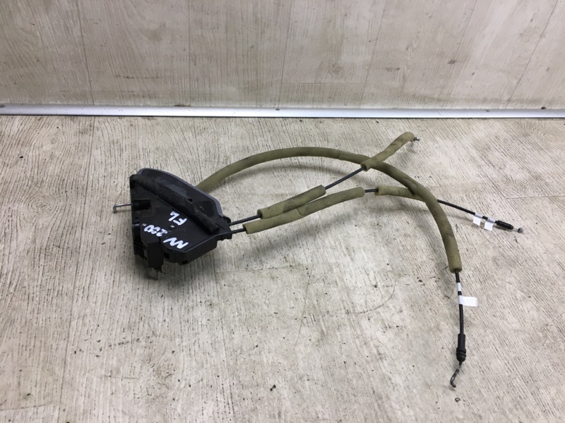 Замок двери передний левый NV200 USA 13- 2020 M20XUS 2.0 MR20DE