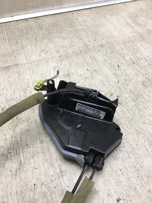 Замок двери передний левый NV200 USA 13- 2020 M20XUS 2.0 MR20DE