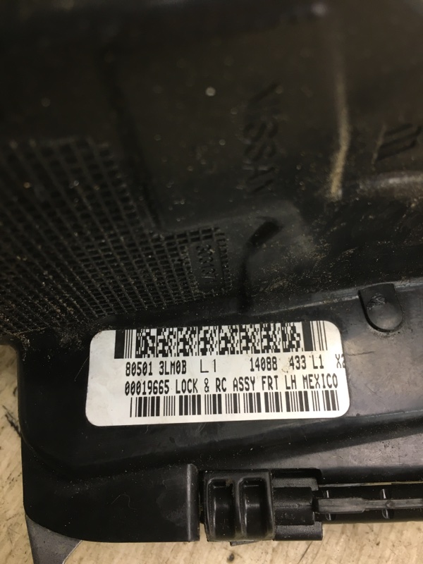 Замок двери передний левый NV200 USA 13- 2020 M20XUS 2.0 MR20DE