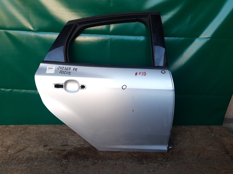 Дверь задняя правая FORD FOCUS 10-18 2014 Седан 2.0 XQDA DM5Z-5824630-C Б/У