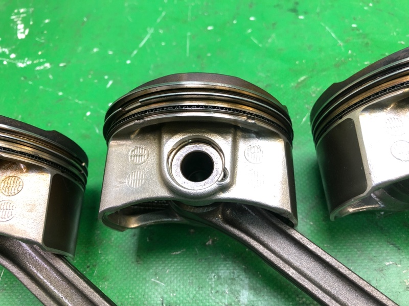 Поршень RAV4 13-19 2017 ZSA42 2.0 3ZRFE Поршень RAV4 13-19 2017 ZSA42 2.0 3ZRFE