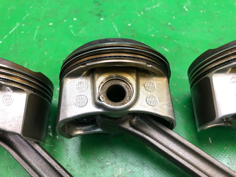 Поршень RAV4 13-19 2017 ZSA42 2.0 3ZRFE Поршень RAV4 13-19 2017 ZSA42 2.0 3ZRFE