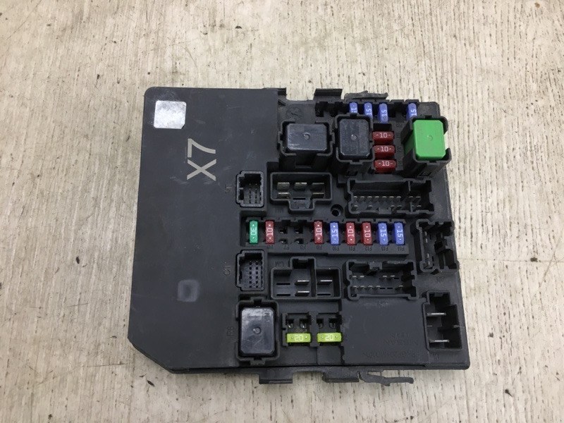 Блок предохранителей моторный отсек NISSAN NV200 USA 13- 2020 M20XUS 2.0 MR20DE 284B7-4AJ0A Б/У