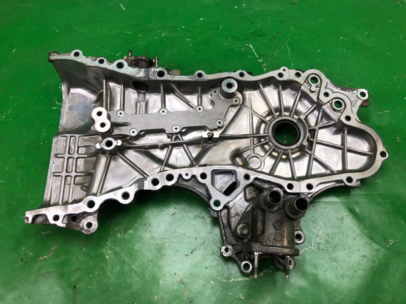 Крышка ГРМ RAV4 13-19 2017 ZSA42 2.0 3ZRFE Крышка ГРМ RAV4 13-19 2017 ZSA42 2.0 3ZRFE