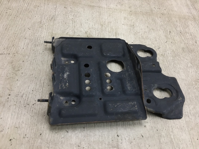 Полка аккумулятора NISSAN NV200 USA 13- 2020 M20XUS 2.0 MR20DE F4860-3LMMA Б/У